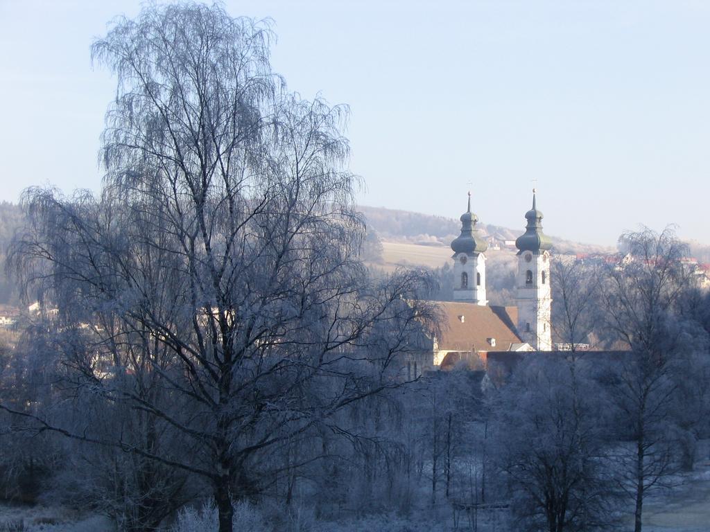Gasthof Zur Post Zwiefalten Esterno foto