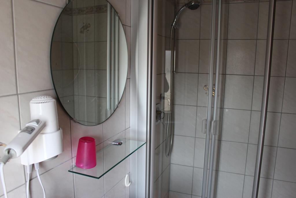 Gasthof Zur Post Zwiefalten Esterno foto